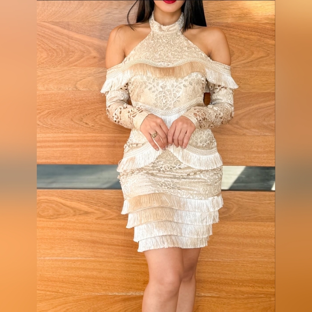 L'ATISTE Beige Lace Long Sleeve Dress